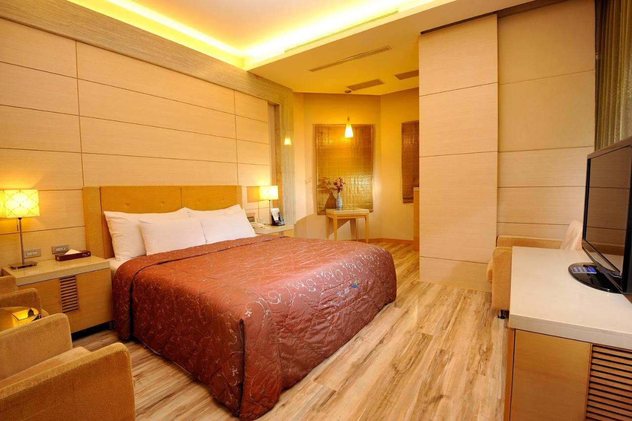Jing Hwa Motel Tainan Exterior foto